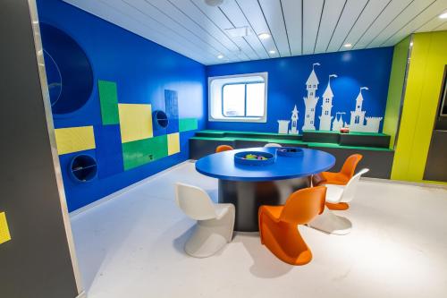 Kinderclub, Silja Line ferry - Helsinki to Stockholm near Kaivopuisto Kinderclub, Silja Line ferry - Helsinki to Stockholm near Kaivopuisto