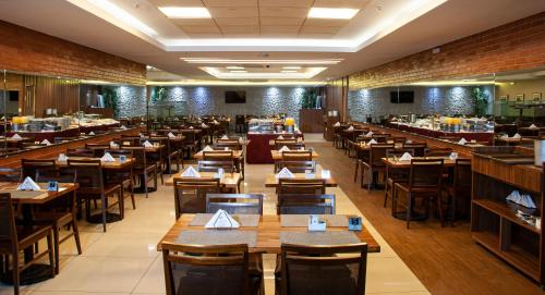 Ресторан, Hotel Atlantico Rio in Рио-де-Жанейро Ресторан, Hotel Atlantico Rio in Рио-де-Жанейро