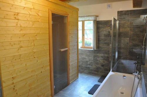 Badkamer, Holiday home in Zahori u Semil - Isergebirge 38483 in Harrachov Badkamer, Holiday home in Zahori u Semil - Isergebirge 38483 in Harrachov