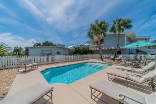 Cool Breeze Home in Inlet Beach (FL) Cool Breeze Home in Inlet Beach (FL)