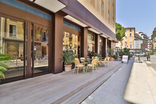 Entrance, Hotel du Pin Nice Port near Place Ile-de-Beaute Entrance, Hotel du Pin Nice Port near Place Ile-de-Beaute