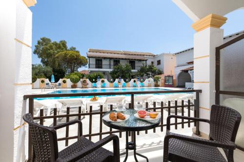 Балкон, Lefkimi Hotel in Корфу Балкон, Lefkimi Hotel in Корфу