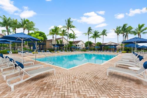 Swimming pool, Kasa Wellington South Florida in Wellington (FL) Swimming pool, Kasa Wellington South Florida in Wellington (FL)