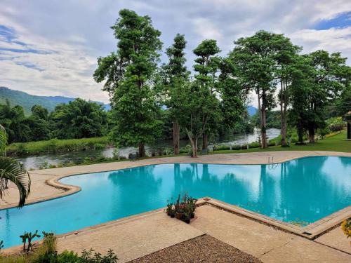 Swimming pool, Aekpailin River Kwai Resort in Wang Dong Swimming pool, Aekpailin River Kwai Resort in Wang Dong