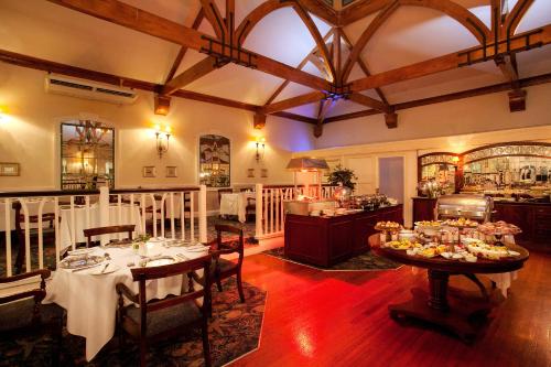 Restaurant, The Beach Hotel in Port Elizabeth Restaurant, The Beach Hotel in Port Elizabeth