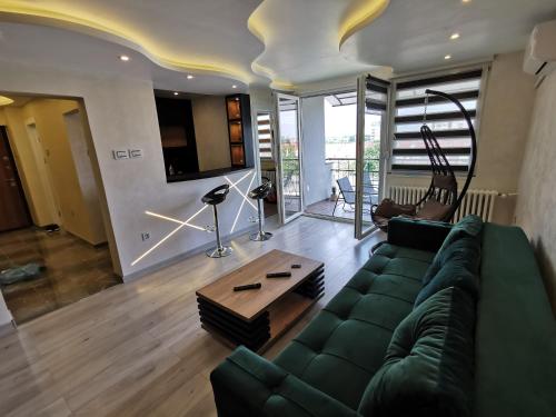 Brend new luxurious apartment in downtown with free parking in Rotkvarija Brend new luxurious apartment in downtown with free parking in Rotkvarija