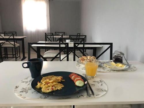 F&B, BLUE RESIDENCE in 브루푸트 F&B, BLUE RESIDENCE in 브루푸트