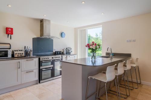 Instalaciones, Hill View Rise in Weston Subedge Instalaciones, Hill View Rise in Weston Subedge