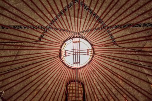 Tesis özellikleri, Jaichy Yurt Camp in Kosh-Kël' Tesis özellikleri, Jaichy Yurt Camp in Kosh-Kël'