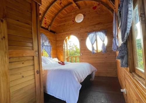 Bathroom, Glamping para Parejas con Jacuzzi en la Victoria Caldas in Caldas Bathroom, Glamping para Parejas con Jacuzzi en la Victoria Caldas in Caldas