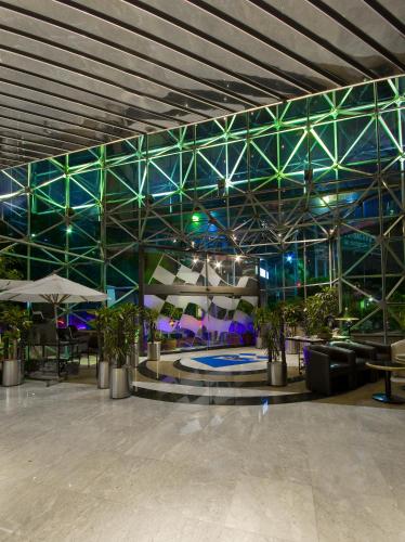 Vstupní hala, WeEnjoy Hotels Grand Prix Aeropuerto CDMX in Mexico City Airport Vstupní hala, WeEnjoy Hotels Grand Prix Aeropuerto CDMX in Mexico City Airport