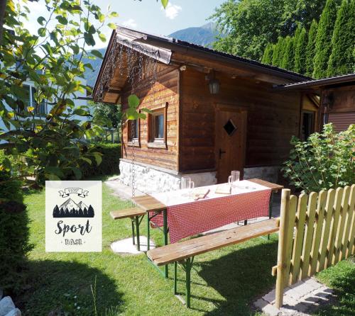 Tiny Sport base in مطار إنسبروك Tiny Sport base in مطار إنسبروك
