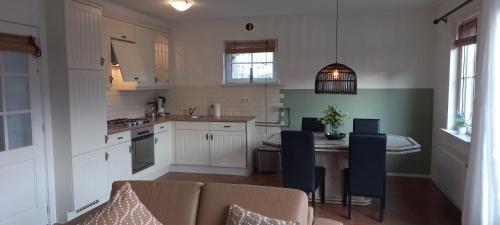 Kitchen, Beachloft Zeeland nr.2 in Scharendijke Kitchen, Beachloft Zeeland nr.2 in Scharendijke