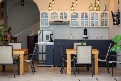 Kitchen, La Casa de Pino in Oaxaca Kitchen, La Casa de Pino in Oaxaca