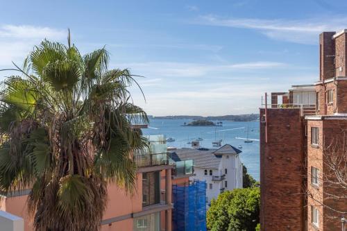 Fantastic Opera House and Harbour Bridge Views with Pool Sydney 