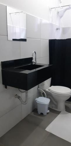 ห้องน้ำ, Hotel Tomazina in จากัวเรียอิว่า ห้องน้ำ, Hotel Tomazina in จากัวเรียอิว่า