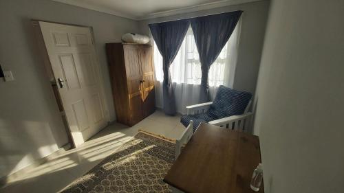 Facilities, Cottage self catering unit with ensuite. in Kidd's Beach Facilities, Cottage self catering unit with ensuite. in Kidd's Beach