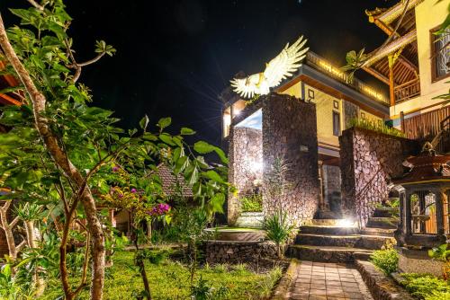Garden, The GARUDA villa & Restaurant in Bedugul Garden, The GARUDA villa & Restaurant in Bedugul