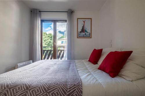 Modern Apt With Balcony In The Center Of Chamonix