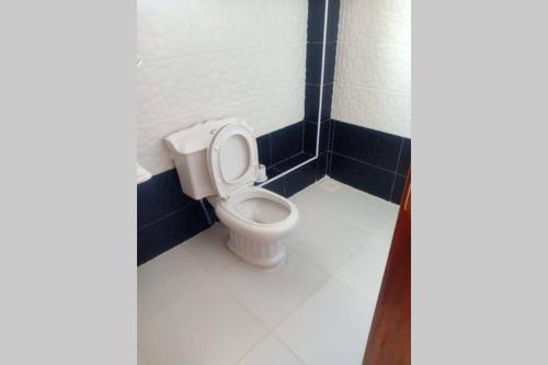 Bilik Mandi, Wawa Apartments @ The Residency Thika Road in Eastleigh Bilik Mandi, Wawa Apartments @ The Residency Thika Road in Eastleigh