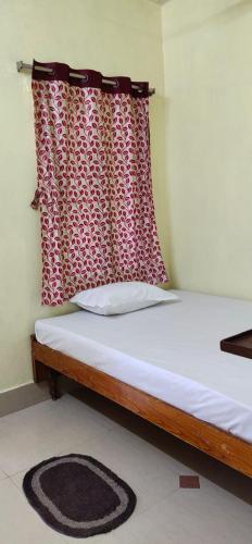巴努古迪交叉路口酒店 (Decent Residency) in 卡基納達 巴努古迪交叉路口酒店 (Decent Residency) in 卡基納達
