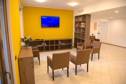 Shared lounge/TV area, Corte Milano in Rozzano Shared lounge/TV area, Corte Milano in Rozzano