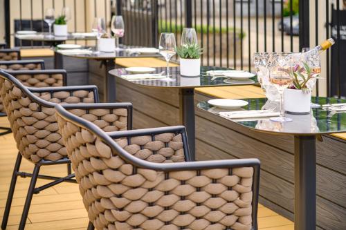 Ресторан, The Lansdowne Kenmare in Кенмар Ресторан, The Lansdowne Kenmare in Кенмар