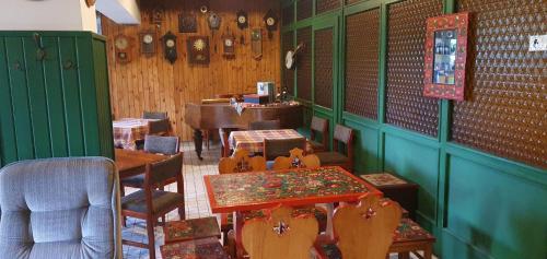 餐廳, Fehérkőlápa Turistaház Panzió (Feherkolapa Turistahaz Panzio) in 米什科爾茨 餐廳, Fehérkőlápa Turistaház Panzió (Feherkolapa Turistahaz Panzio) in 米什科爾茨