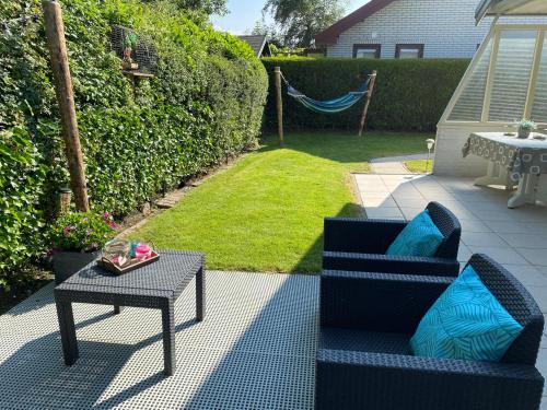 Bungalow Scheldezicht in Zeeland dicht bij zee in Tholen Bungalow Scheldezicht in Zeeland dicht bij zee in Tholen