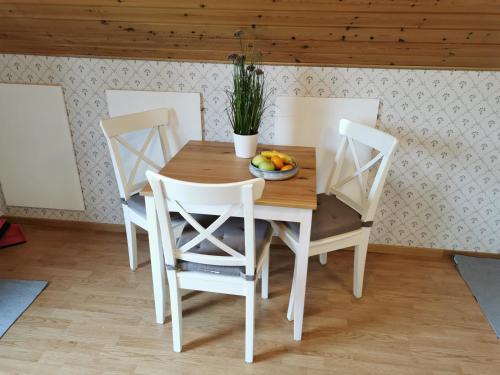 Molle Annexet -Lantlig Gastsvit i Rolfstorp in Havstorp Molle Annexet -Lantlig Gastsvit i Rolfstorp in Havstorp