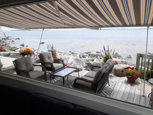 Ocean Surf Cottage in Shelburne (NS) Ocean Surf Cottage in Shelburne (NS)