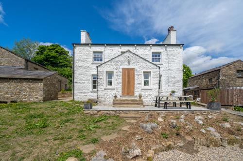 Vchod, Hollins House in Dent Vchod, Hollins House in Dent