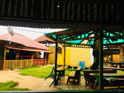 Cool Spot Grace Place in Little Corn Island Cool Spot Grace Place in Little Corn Island