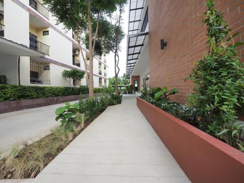 Garden, Prukpibul Apartment near Wat Chotikaram Garden, Prukpibul Apartment near Wat Chotikaram