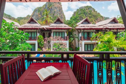 Balcony/terrace, Railay Village Resort near Diamond Cave (Tham Phra Nang Nai) Balcony/terrace, Railay Village Resort near Diamond Cave (Tham Phra Nang Nai)
