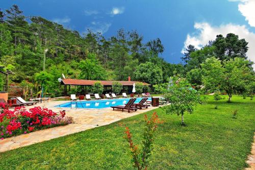 Úszómedence, Dalya Life in Dalaman Úszómedence, Dalya Life in Dalaman
