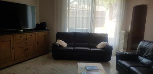 La petite maison dans un village bio in Correns La petite maison dans un village bio in Correns