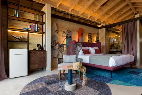 Saba Rock Resort in Virgin Gorda Saba Rock Resort in Virgin Gorda