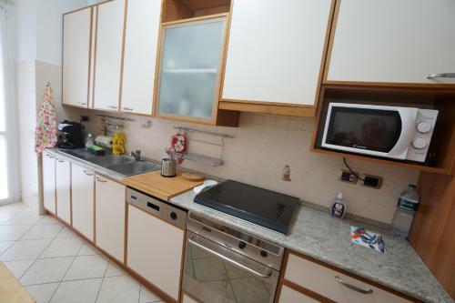 Kitchen, Residenza Feltre in Lambrate Kitchen, Residenza Feltre in Lambrate
