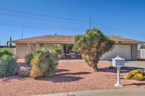 Pet-Friendly Arizona Escape Golf and Hike Nearby! in Litchfield Park Pet-Friendly Arizona Escape Golf and Hike Nearby! in Litchfield Park