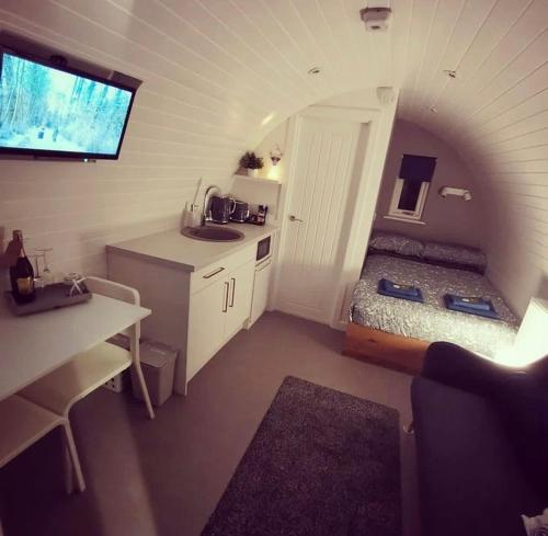 Loch Ness Pods, Pod 2 in Market Hill Loch Ness Pods, Pod 2 in Market Hill