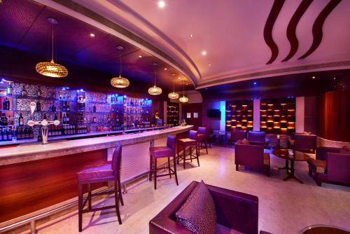 Bar/ Salón, Accord Puducherry Hotel in Pondicherry Bar/ Salón, Accord Puducherry Hotel in Pondicherry