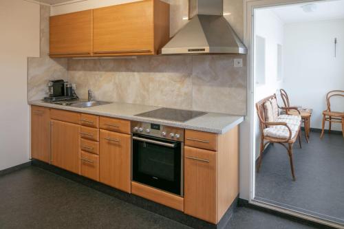 Cocina, Blattenheimat - im traditionellen Appenzeller Haus in Appenzell Cocina, Blattenheimat - im traditionellen Appenzeller Haus in Appenzell