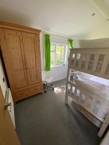Lovely Lodge in private grounds with enviable view in Hordle Lovely Lodge in private grounds with enviable view in Hordle