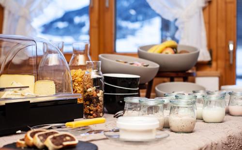 Hotel Bergführer (Hotel Bergfuhrer) in Elm Hotel Bergführer (Hotel Bergfuhrer) in Elm