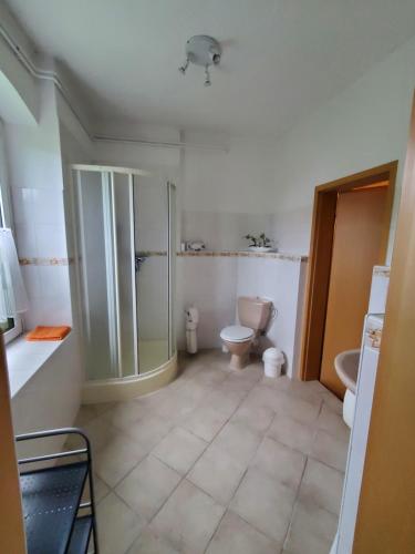 Bathroom, Ferienwohnung am Rosengarten in Lobau Bathroom, Ferienwohnung am Rosengarten in Lobau