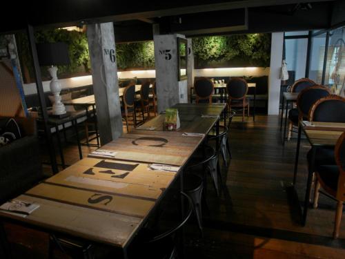 Restaurant, French Hotel near Restoran Cowan Street Ayam Tauge & Koitiau Restaurant, French Hotel near Restoran Cowan Street Ayam Tauge & Koitiau