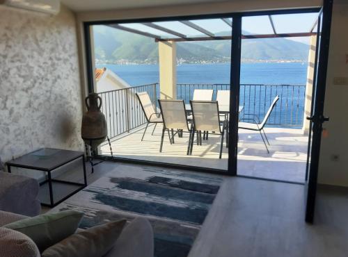 Balkon/teras, Martin Lux Apartment in Krasici Balkon/teras, Martin Lux Apartment in Krasici