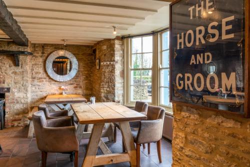 Étterem, The Horse And Groom Inn in Charlton Étterem, The Horse And Groom Inn in Charlton