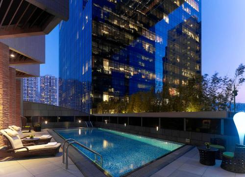 Swimming pool, Dorsett Kwun Tong - Hong Kong near Lam Tin MTR Station Swimming pool, Dorsett Kwun Tong - Hong Kong near Lam Tin MTR Station